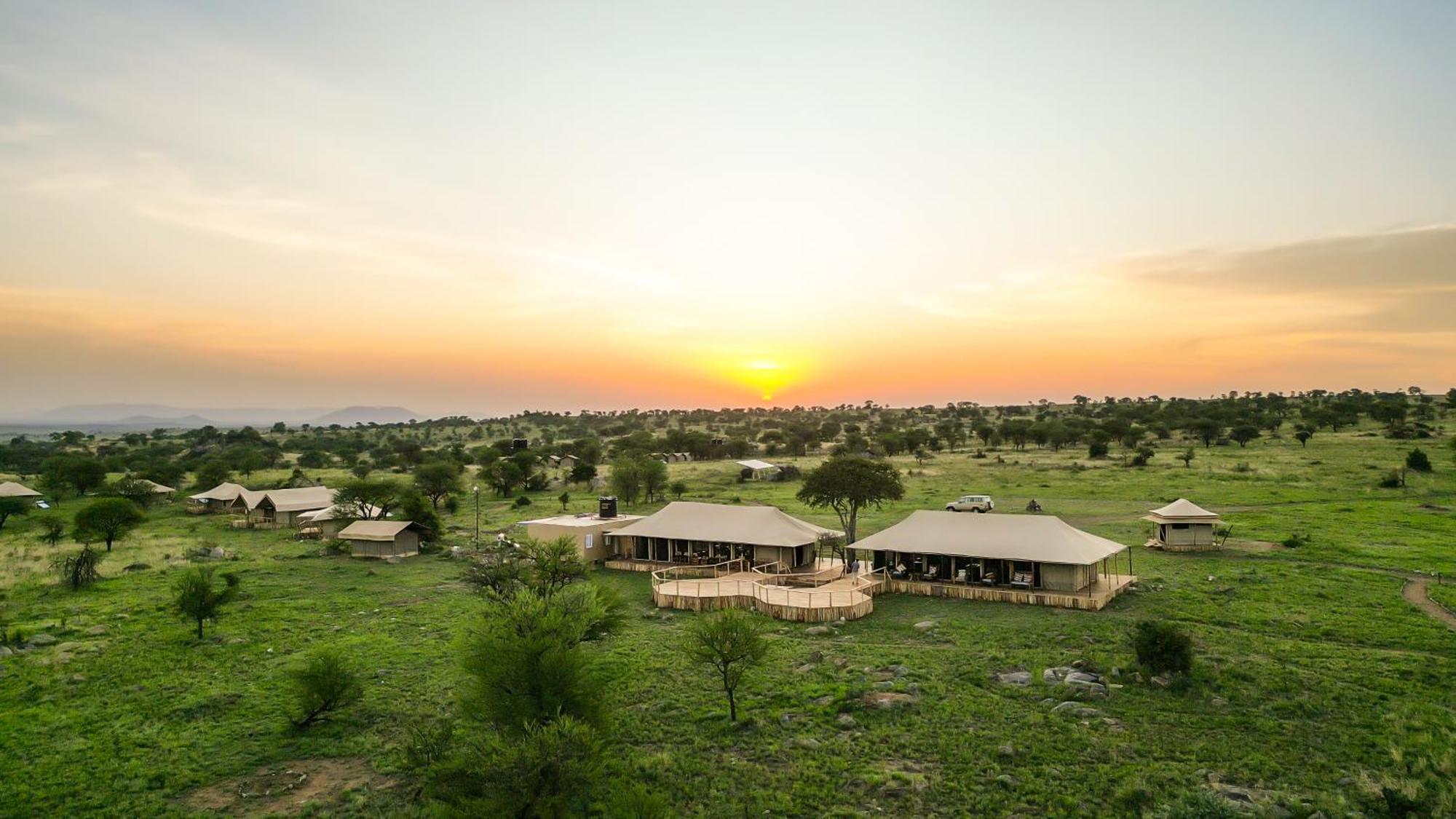 Serengeti Malaika Luxury Camp Экстерьер фото