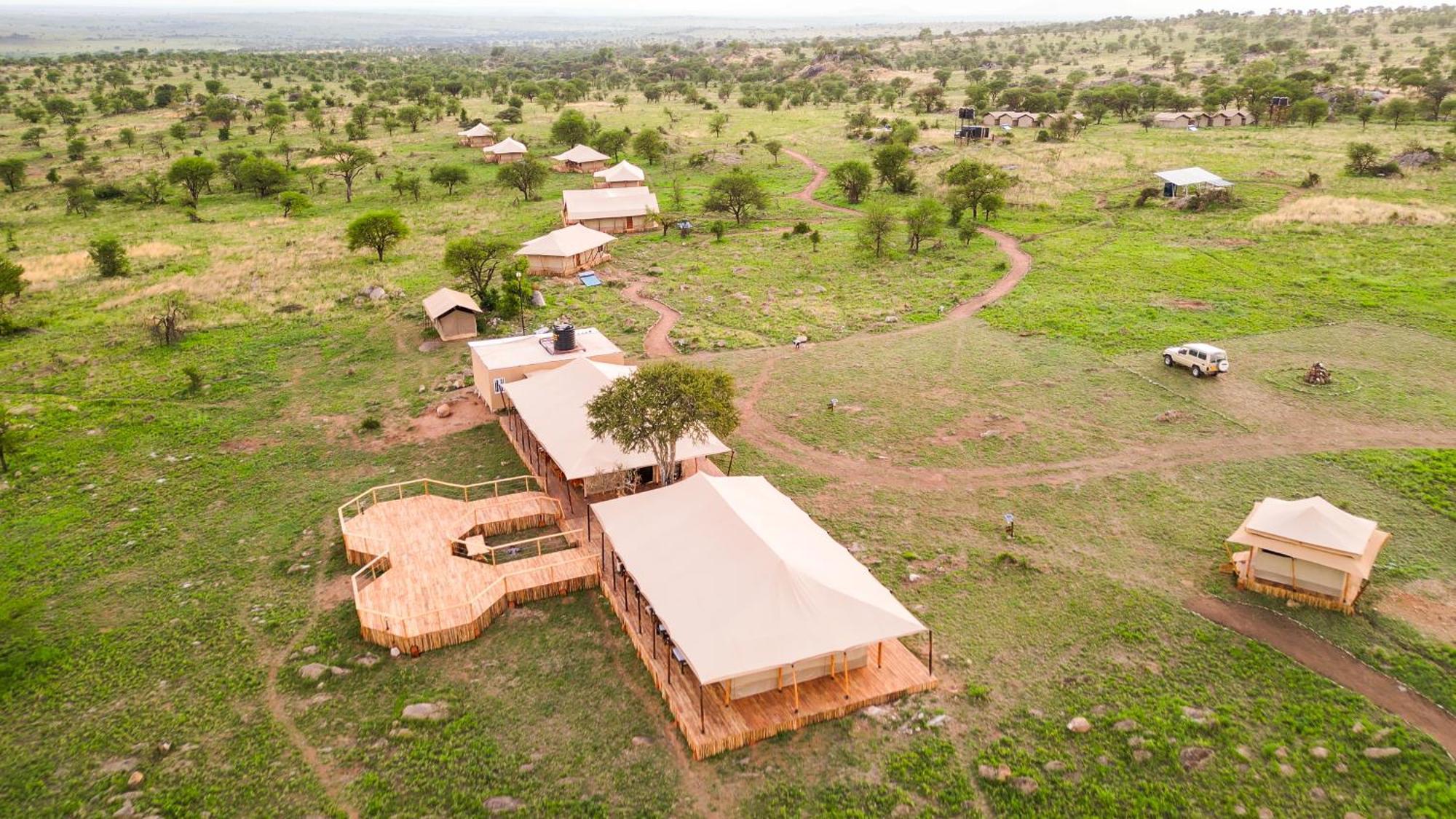 Serengeti Malaika Luxury Camp Экстерьер фото