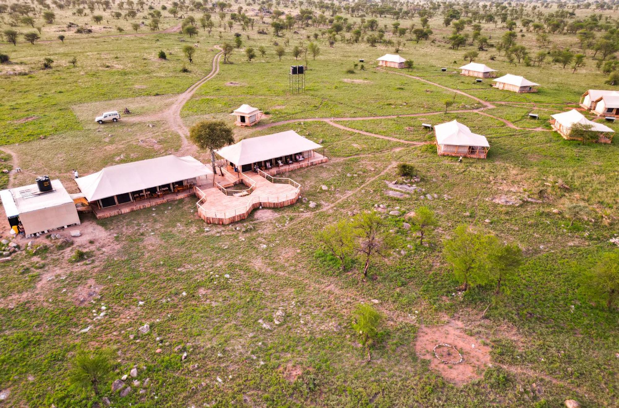 Serengeti Malaika Luxury Camp Экстерьер фото